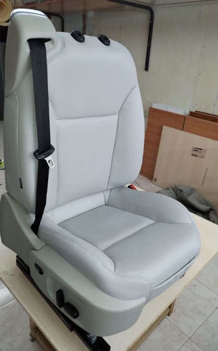 Durante el tapizado de butaca